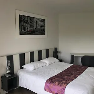 2* Motel Logis - Restaurant L Enclos
